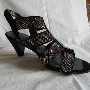 Karen Scott Patent Leather and Beaded Open Toe Pump - 9M